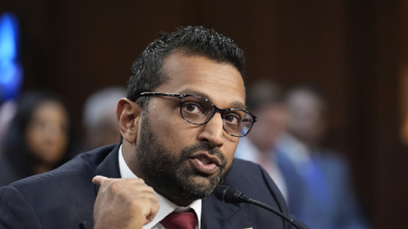 এফবিআইয়ের প্রধান হচ্ছেন ক্যাশ প্যাটেল, কী তার পরিচয়?